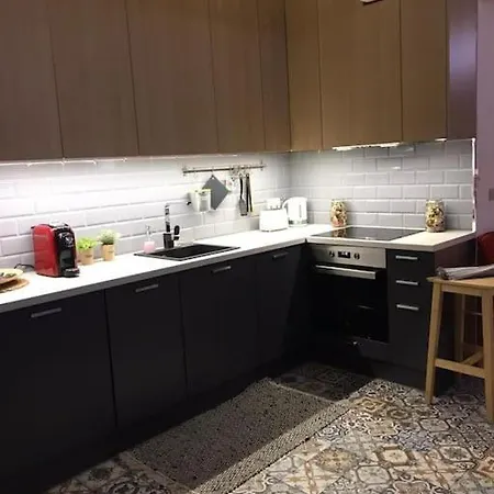 Apartment Rooftop Flat With 80m2 Balcony + Garage
